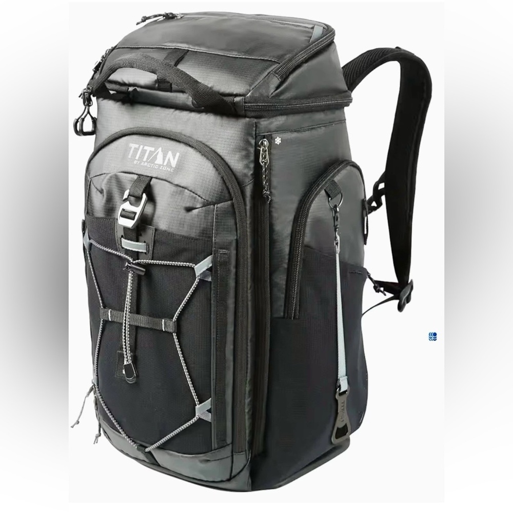 26 CANS Titan by Arctic-Zone Super Foam and Leak Proof Backpack Cooler - Black
